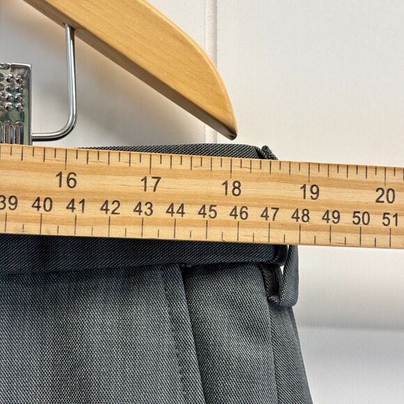 Haggar Straight Fit Men Corpcore Career Dress Pants Size 38X30 Gray Professional - Picture 5 of 10